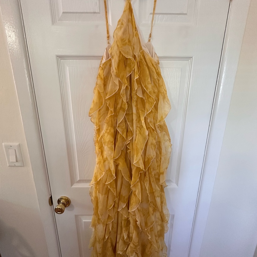 Elegant Yellow Maxi Dress